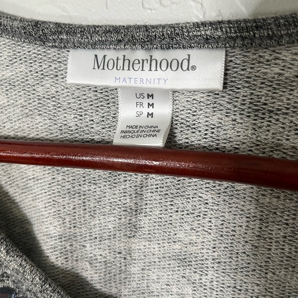 Motherhood Maternity Gray Embellished Sweatshirt Medium - Picture 3 of 5